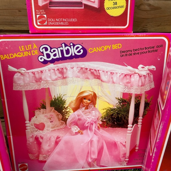VINTAGE UNOPENED BARBIE play sets circa 1978 and 1982 - Picture 4 of 13